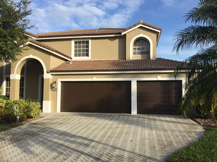 GARAGE DOOR OPENER